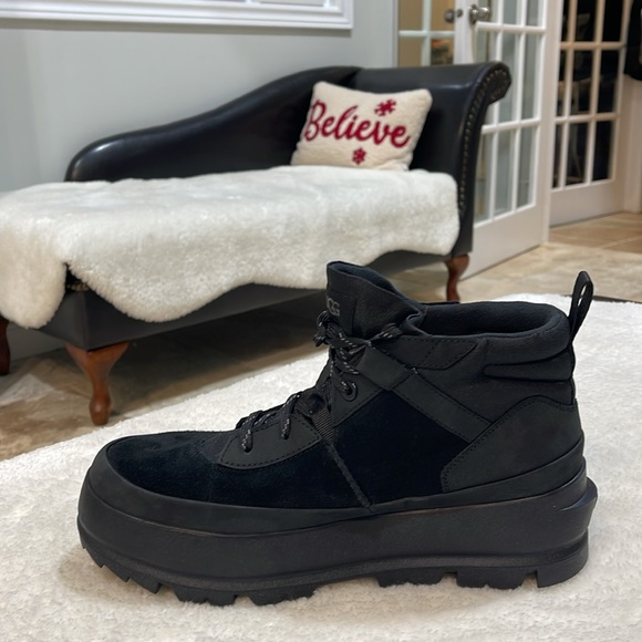 UGG Men's The UGG Lug Chukka - Picture 9 of 11